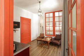 Unique 3-Studio Combo for 6 Guests By Wehost